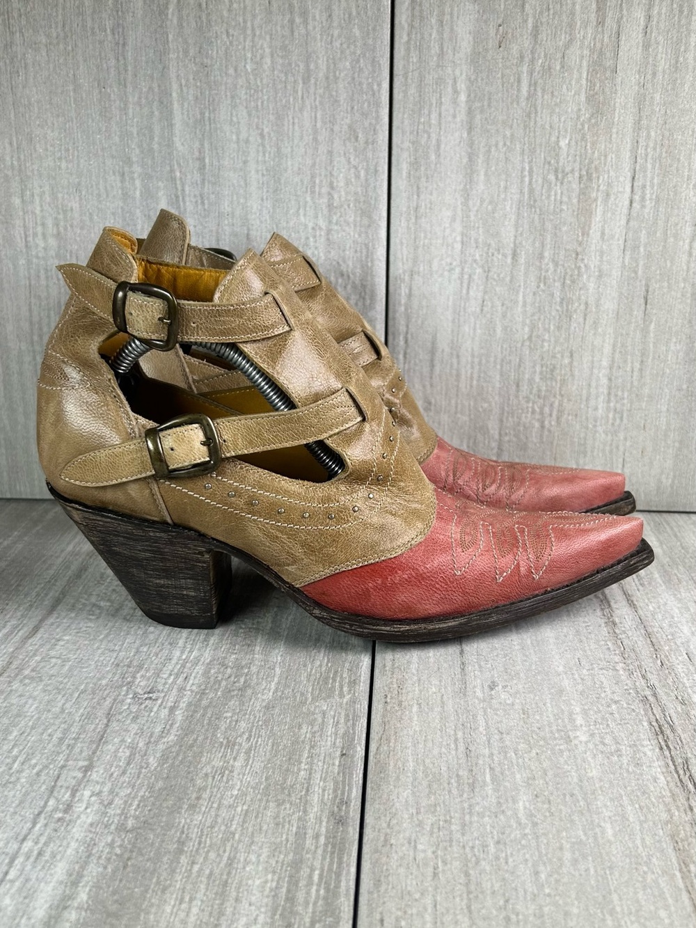 Old Gringo Joy Taupe Western Buckle Strap Ankle Heeled Booties Women’s Size 7 B